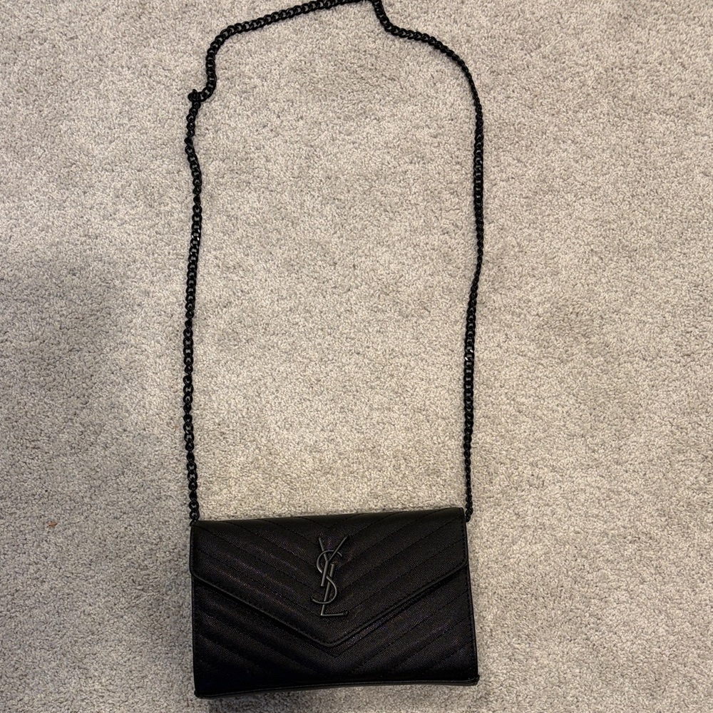 Elegant Black Crossbody Bag